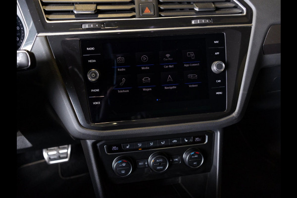 Volkswagen Tiguan 2.0 TSI 4Motion Highline / 180pk / R-Line / Achteruitrijcamera / Cruise / Navigatie / Apple Carplay
