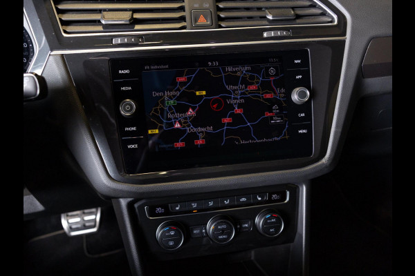 Volkswagen Tiguan 2.0 TSI 4Motion Highline / 180pk / R-Line / Achteruitrijcamera / Cruise / Navigatie / Apple Carplay
