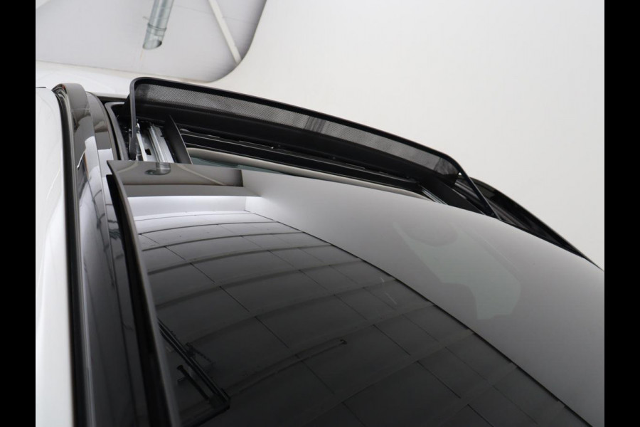 Hyundai Tucson 1.6 T-GDI PHEV Premium Sky 4WD | Panoramadak | Stoelventilatie | 360 Camera | Leder | Krell Audio | Adaptive cruise | Achterbankverwarming | Full LED | Keyless | Carplay | Navigatie | Plug In