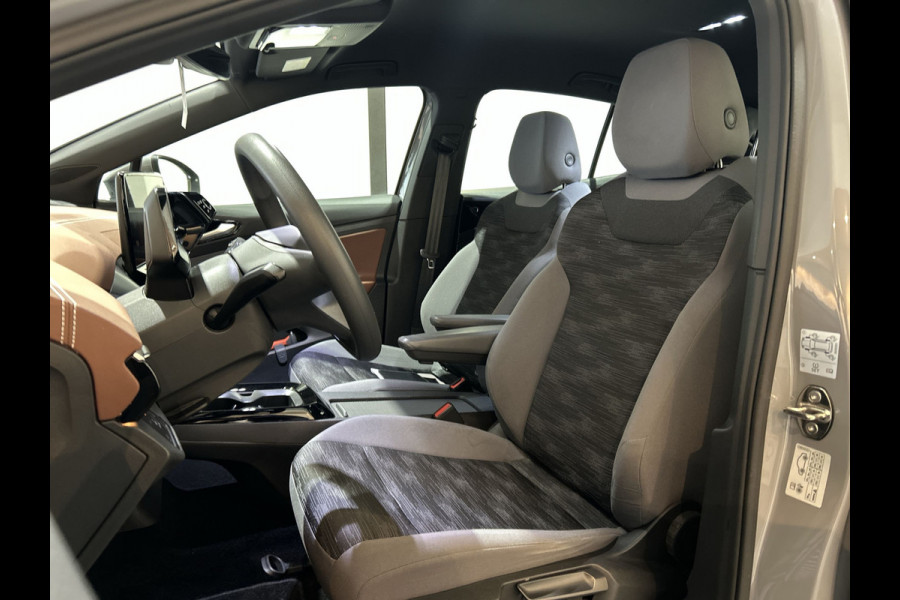 Volkswagen ID.5 Pro 77 kWh | parkeersensor | leder dashboard Soh (bSatterijcheck) Waarde 92,4 %