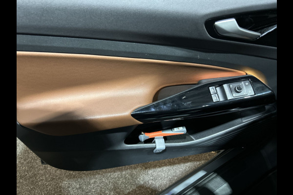 Volkswagen ID.5 Pro 77 kWh | parkeersensor | leder dashboard Soh (bSatterijcheck) Waarde 92,4 %