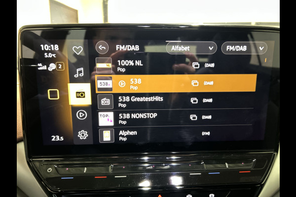 Volkswagen ID.5 Pro 77 kWh | parkeersensor | leder dashboard Soh (bSatterijcheck) Waarde 92,4 %