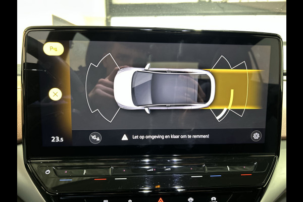 Volkswagen ID.5 Pro 77 kWh | parkeersensor | leder dashboard Soh (bSatterijcheck) Waarde 92,4 %