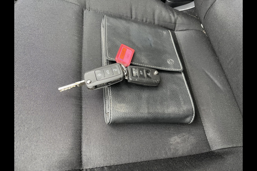 Volkswagen Caddy 1.4 TGI L2H1 EcoFuel Maxi / CNG / vaste prijs rijklaar € 9.950 ex btw / bpm vrij / euro 6 / pdc achter / ramen rondom / lease vanaf € 168