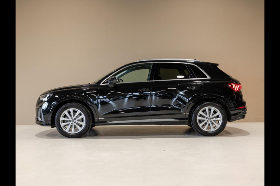 Audi Q3 35 TFSI S-line / 150pk/ Leer / Cruise / Airco / Stoelverwarming / Navigatie