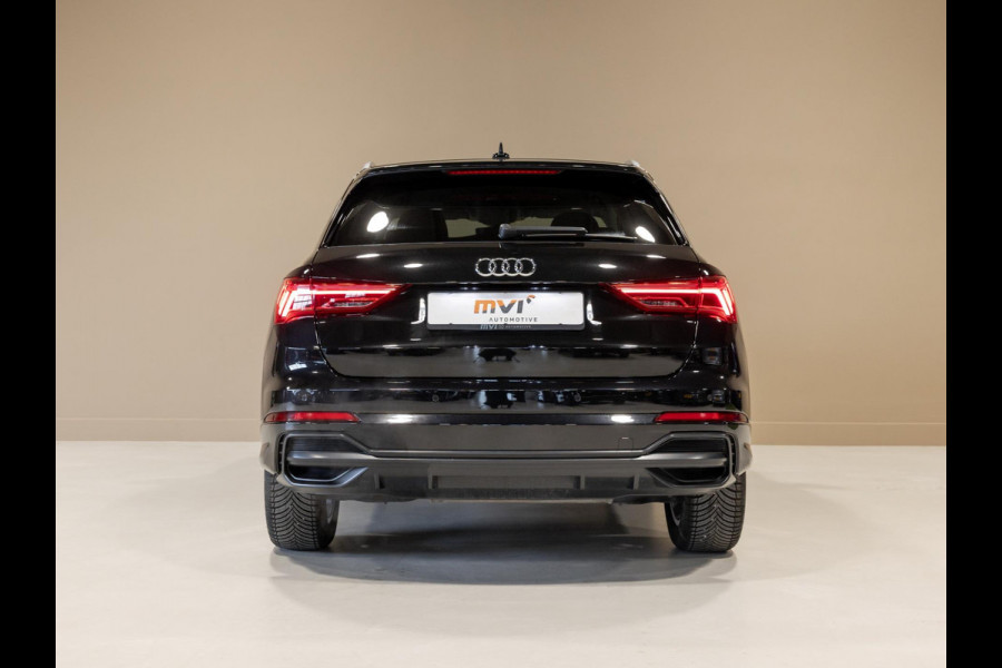 Audi Q3 35 TFSI S-line / 150pk/ Leer / Cruise / Airco / Stoelverwarming / Navigatie