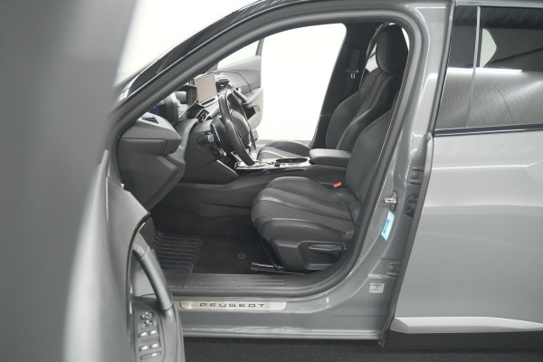 Peugeot 2008 PureTech 130 EAT8 GT | 360 Camera | Dodehoekdetectie | Apple Carplay