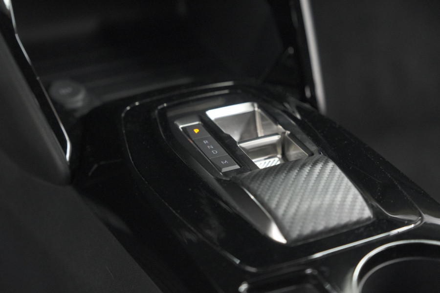 Peugeot 2008 PureTech 130 EAT8 GT | 360 Camera | Dodehoekdetectie | Apple Carplay