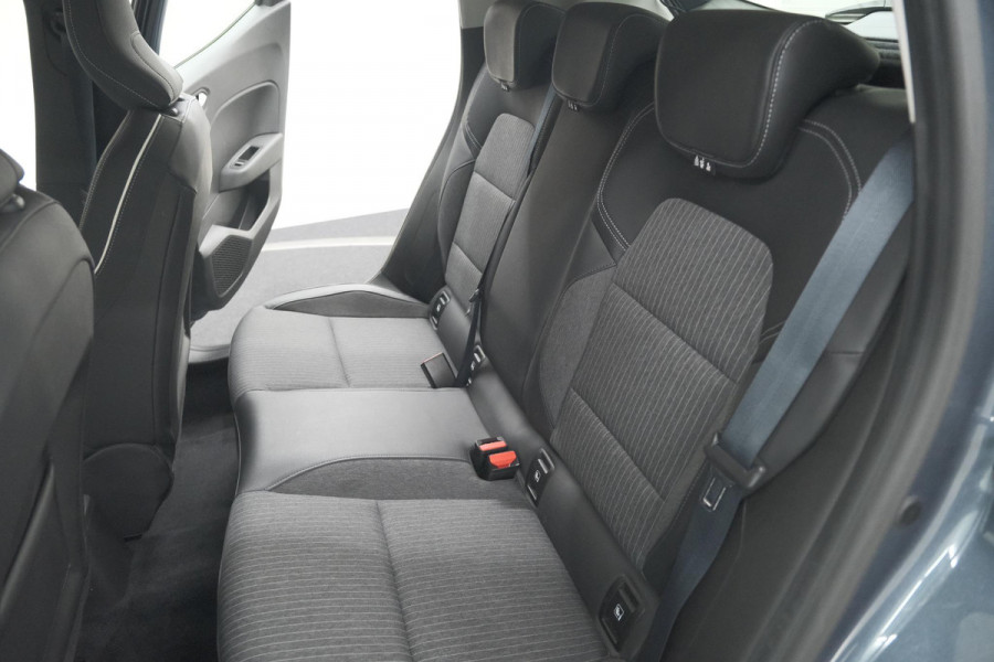 Renault Clio TCe 100 Intens | Navigatie | Apple Carplay | Cruise Control | Parkeersensoren