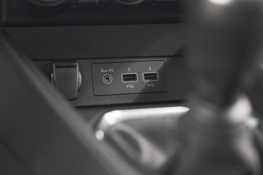 Renault Clio TCe 100 Intens | Navigatie | Apple Carplay | Cruise Control | Parkeersensoren