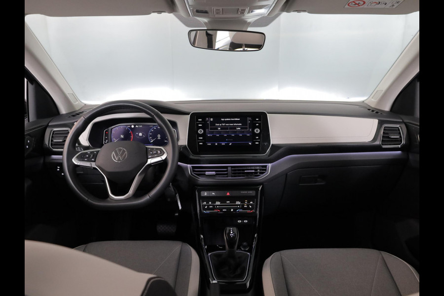 Volkswagen T-Cross 1.0 TSI Style 115PK DSG | Navigatie | Parkeercamera | 18"LM velgen | Matrix koplampen |
