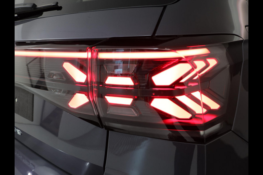 Volkswagen T-Cross 1.0 TSI Style 115PK DSG | Navigatie | Parkeercamera | 18"LM velgen | Matrix koplampen |