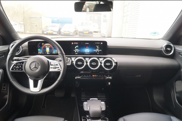 Mercedes-Benz CLA-Klasse Shooting Brake 250e Business Line -NAVI-TREKHAAK-CAM-