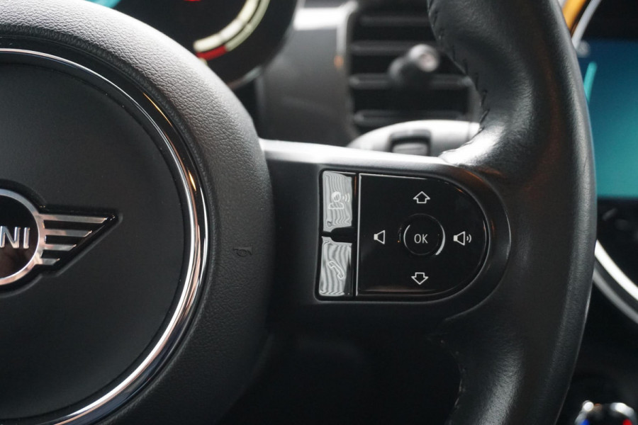 MINI Mini 1.5 One Essential LED/GR. NAVI/1e EIGENAAR.