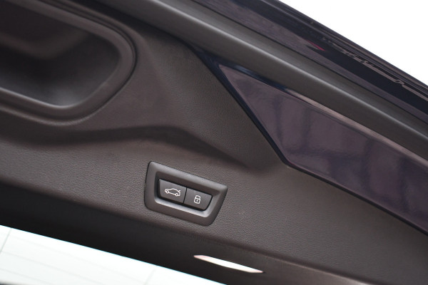 BMW X5 xDrive50e M-Sport Pro Pano Trekh ACC Comfstoel HUD 360 22inch