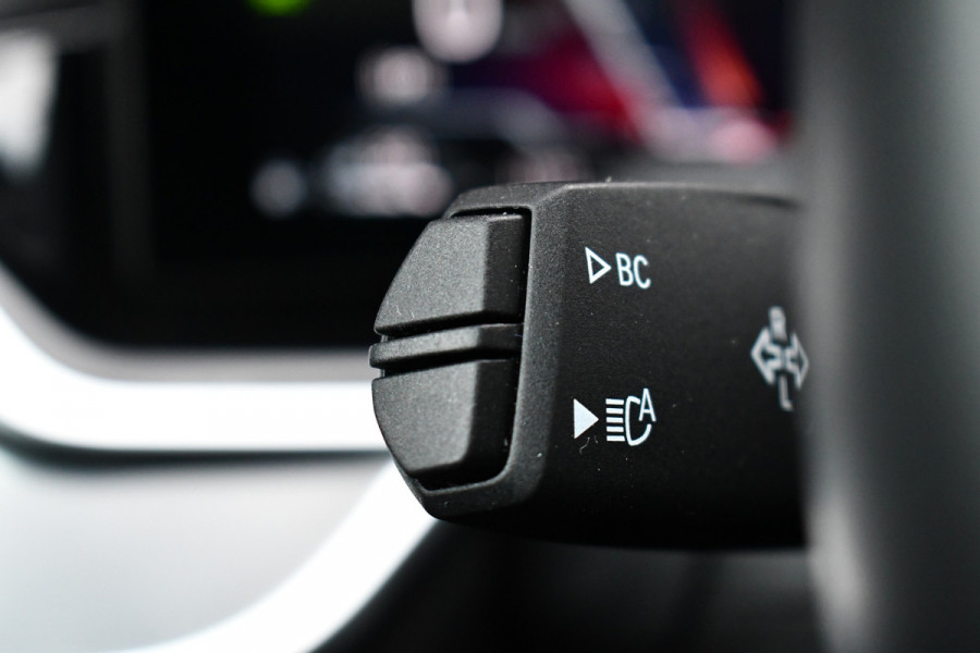 BMW X5 xDrive50e M-Sport Pro Pano Trekh ACC Comfstoel HUD 360 22inch