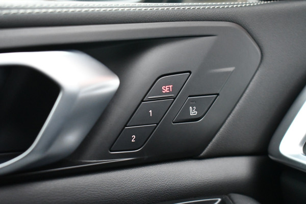 BMW X5 xDrive50e M-Sport Pro Pano Trekh ACC Comfstoel HUD 360 22inch