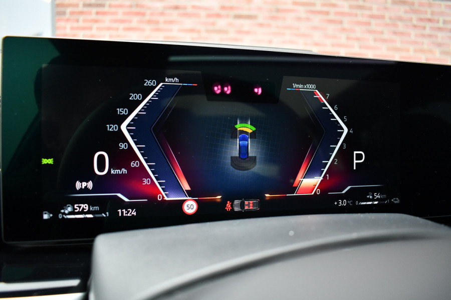 BMW X5 xDrive50e M-Sport Pro Pano Trekh ACC Comfstoel HUD 360 22inch