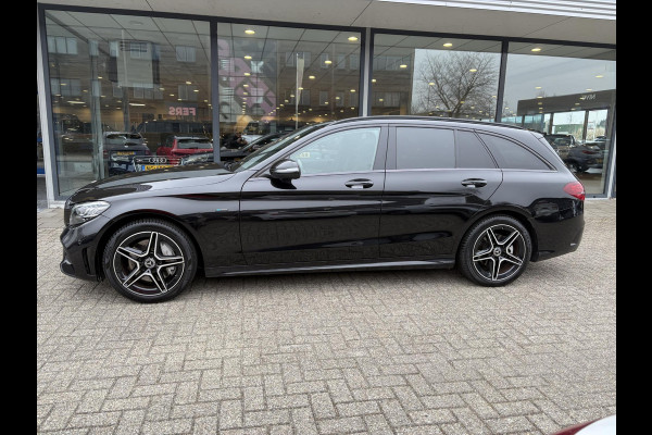 Mercedes-Benz C-Klasse Estate 300e T AMG Line | Plug-in Hybride | PHEV | Panoramadak |  Stoelverwarming | Achteruitrijcamera | Eektrisch vestelbare stoelen | Dealer onderhouden