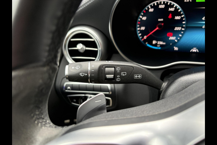 Mercedes-Benz C-Klasse Estate 300e T AMG Line | Plug-in Hybride | PHEV | Panoramadak |  Stoelverwarming | Achteruitrijcamera | Eektrisch vestelbare stoelen | Dealer onderhouden