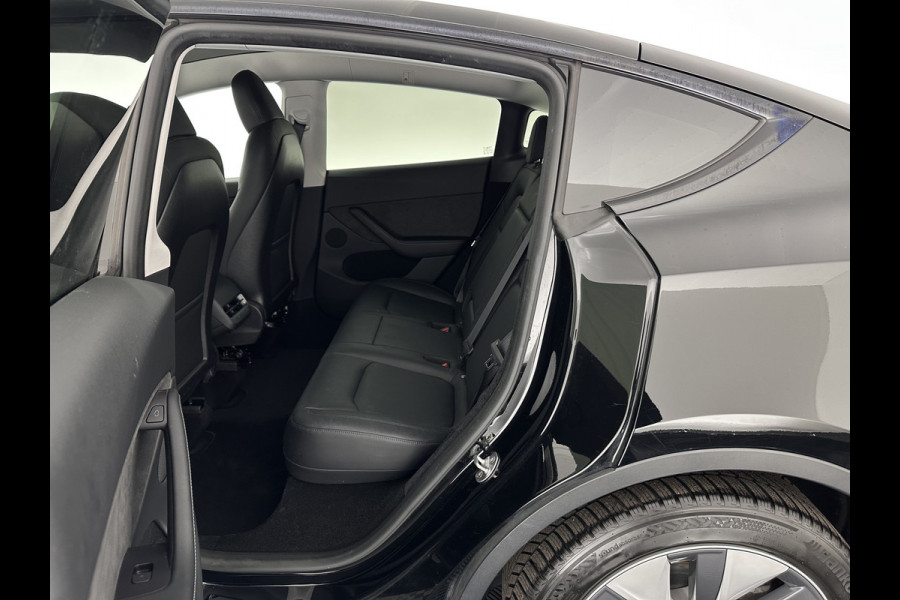 Tesla Model Y RWD 58 kWh [ 3-Fase-11kW ] {SOH-93%} (INCL-BTW) Aut. *HEATPUMP | PANO | LEATHER | AUTO-PILOT | NAVI-FULLMAP | MATRIX-LED | KEYLESS | CAMERA | DAB+ | HEATED-COMFORTSEATS | PRIVACYGLASS | TOPVIEW | 19''ALU*