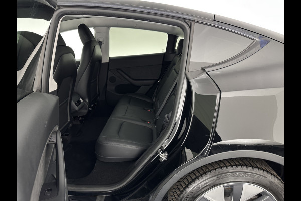 Tesla Model Y RWD 58 kWh [ 3-Fase-11kW ] {SOH-93%} (INCL-BTW) Aut. *HEATPUMP | PANO | LEATHER | AUTO-PILOT | NAVI-FULLMAP | MATRIX-LED | KEYLESS | CAMERA | DAB+ | HEATED-COMFORTSEATS | PRIVACYGLASS | TOPVIEW | 19''ALU*