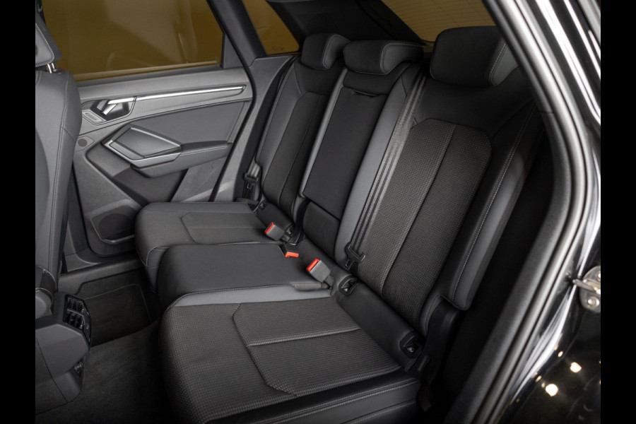Audi Q3 35 TFSI S edition / 150pk / S-Line / Navigatie / Automaat / Airco / Klimaatregeling