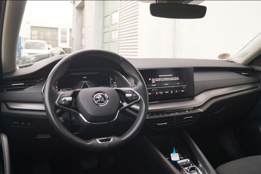 Škoda Octavia Combi 1.0 e-TSI 110pk DSG Business Edition -NAVI-DIGI-TREKHAAK-