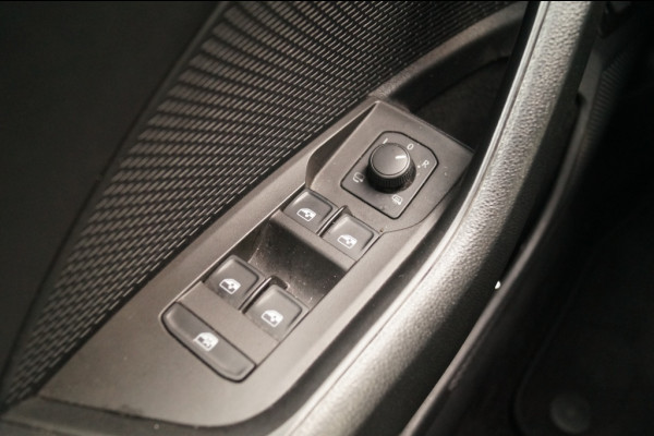 Škoda Octavia Combi 1.0 e-TSI 110pk DSG Business Edition -NAVI-DIGI-TREKHAAK-