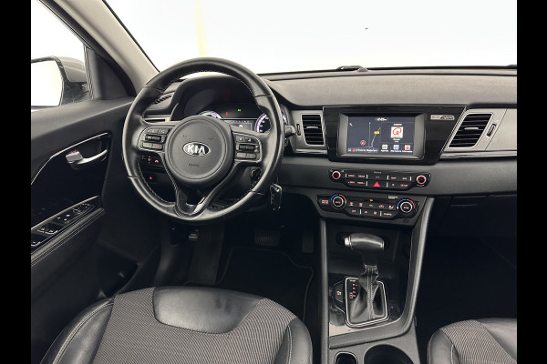 Kia Niro 1.6 GDi Hybrid ExecutiveLine (INCL.BTW) Aut. *LEATHER-FABRIC | NAVI-FULLMAP | KEYLESS | CAMERA | COMFORT-SEATS | DIGI-COCKPIT | LANE-ASSIST | ECC | CARPLAY | PDC | TOWBAR | 16''ALU*