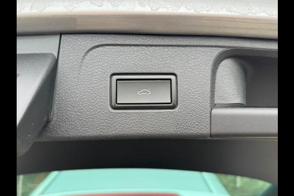 Volkswagen Passat Variant 1.4 TSI GTE,Navigatie,Parkeersensoren,Cruisecontrol,trekhaak,LED,stoelverwarming