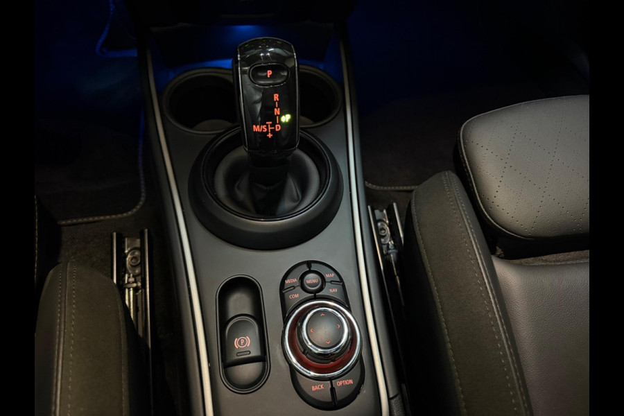 MINI Countryman 1.5 Cooper MINI Yours PANO|HUD|MEMORY STOELEN|DAB|CARPLAY|AMBIENT|19 inch LMV