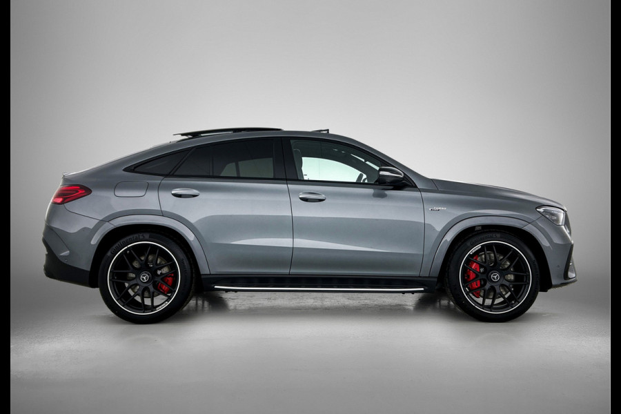 Mercedes-Benz GLE Coupé AMG 53 Hybrid 4MATIC+ Night Edition Premium Plus | Sierelementen AMG carbon | Winterpakket | Remklauwen rood | 22 inch AMG velgen | Stoelventilatie voor | Stoelverwarming achter | Dakhemel alcantara | Rijassistentiepakket | 360°-camera | Head-up display | Sluitbekrachtiging  |
