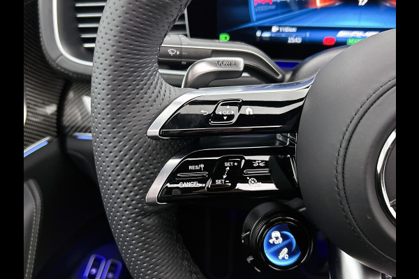 Mercedes-Benz GLE Coupé AMG 53 Hybrid 4MATIC+ Night Edition Premium Plus | Sierelementen AMG carbon | Winterpakket | Remklauwen rood | 22 inch AMG velgen | Stoelventilatie voor | Stoelverwarming achter | Dakhemel alcantara | Rijassistentiepakket | 360°-camera | Head-up display | Sluitbekrachtiging  |