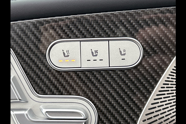 Mercedes-Benz GLE Coupé AMG 53 Hybrid 4MATIC+ Night Edition Premium Plus | Sierelementen AMG carbon | Winterpakket | Remklauwen rood | 22 inch AMG velgen | Stoelventilatie voor | Stoelverwarming achter | Dakhemel alcantara | Rijassistentiepakket | 360°-camera | Head-up display | Sluitbekrachtiging  |