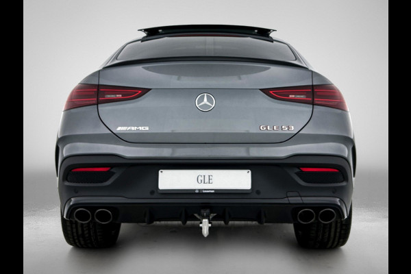Mercedes-Benz GLE Coupé AMG 53 Hybrid 4MATIC+ Night Edition Premium Plus | Sierelementen AMG carbon | Winterpakket | Remklauwen rood | 22 inch AMG velgen | Stoelventilatie voor | Stoelverwarming achter | Dakhemel alcantara | Rijassistentiepakket | 360°-camera | Head-up display | Sluitbekrachtiging  |
