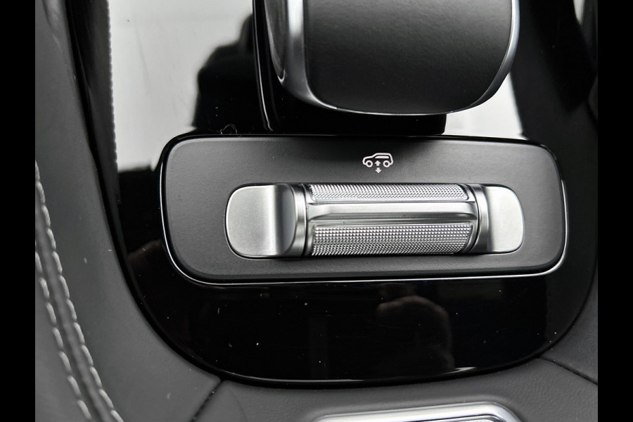 Mercedes-Benz GLE Coupé AMG 53 Hybrid 4MATIC+ Night Edition Premium Plus | Sierelementen AMG carbon | Winterpakket | Remklauwen rood | 22 inch AMG velgen | Stoelventilatie voor | Stoelverwarming achter | Dakhemel alcantara | Rijassistentiepakket | 360°-camera | Head-up display | Sluitbekrachtiging  |