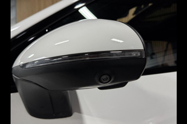 Mercedes-Benz GLC 400e 4MATIC AMG Line PANO|BURMESTER|HUD|AMBIENT|MEMORY|STOELVENTILATIE|NIEVEAUREGELING|20 INCH BREEDSET