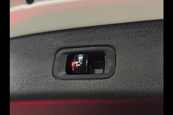 Mercedes-Benz GLC 400e 4MATIC AMG Line PANO|BURMESTER|HUD|AMBIENT|MEMORY|STOELVENTILATIE|NIEVEAUREGELING|20 INCH BREEDSET