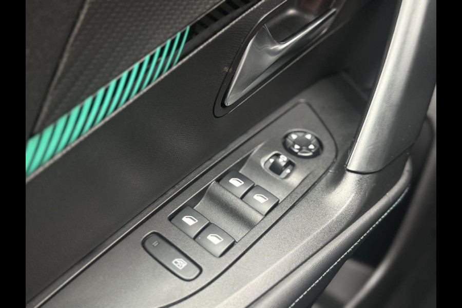 Peugeot 2008 1.2 PureTech Allure Pack 2e Eigenaar|Navi|Carplay|Camera|Clima|Cruise|Stoelverwarming|APK tot 03-2027