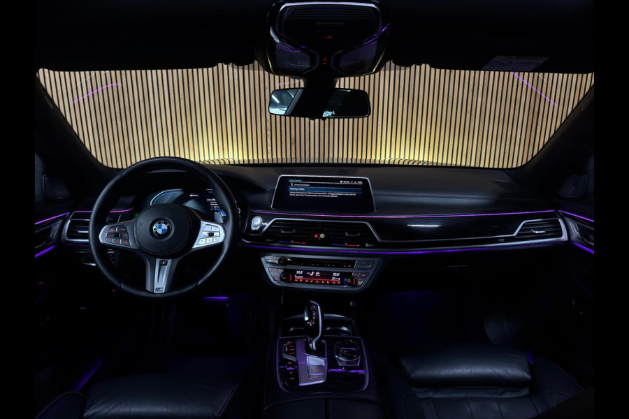 BMW 7 Serie 745e High Executive M-sport Carbon Core PANO|SOFT CLOSE|HUD|H&K|SHADOW|LASER|MASSAGE V&A|STOEL VENTILATIE