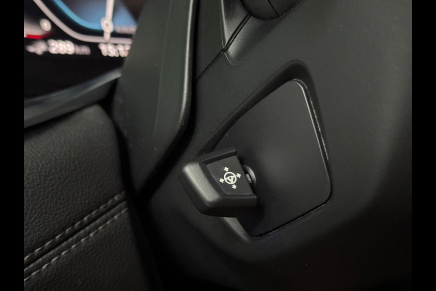 BMW 7 Serie 745e High Executive M-sport Carbon Core PANO|SOFT CLOSE|HUD|H&K|SHADOW|LASER|MASSAGE V&A|STOEL VENTILATIE