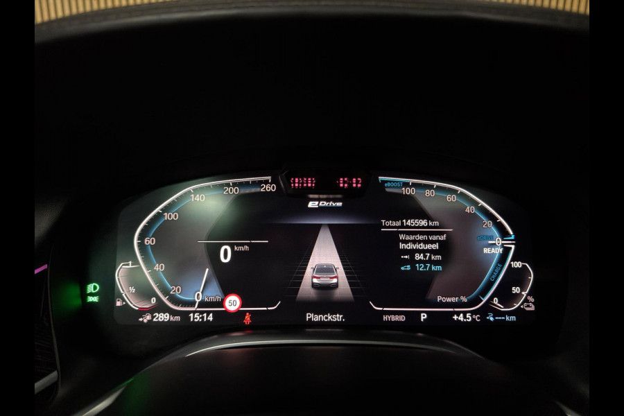 BMW 7 Serie 745e High Executive M-sport Carbon Core PANO|SOFT CLOSE|HUD|H&K|SHADOW|LASER|MASSAGE V&A|STOEL VENTILATIE