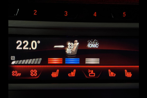 BMW 7 Serie 745e High Executive M-sport Carbon Core PANO|SOFT CLOSE|HUD|H&K|SHADOW|LASER|MASSAGE V&A|STOEL VENTILATIE