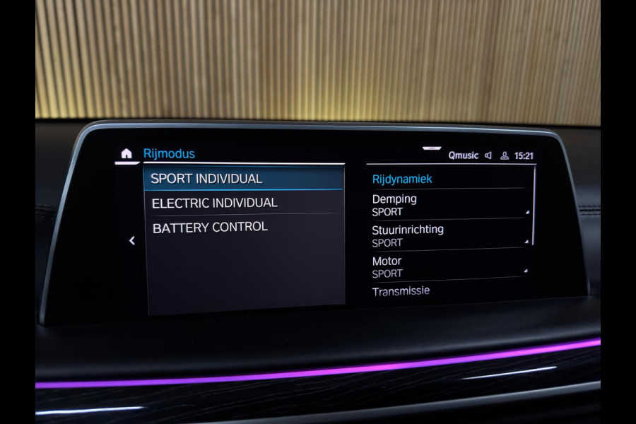 BMW 7 Serie 745e High Executive M-sport Carbon Core PANO|SOFT CLOSE|HUD|H&K|SHADOW|LASER|MASSAGE V&A|STOEL VENTILATIE