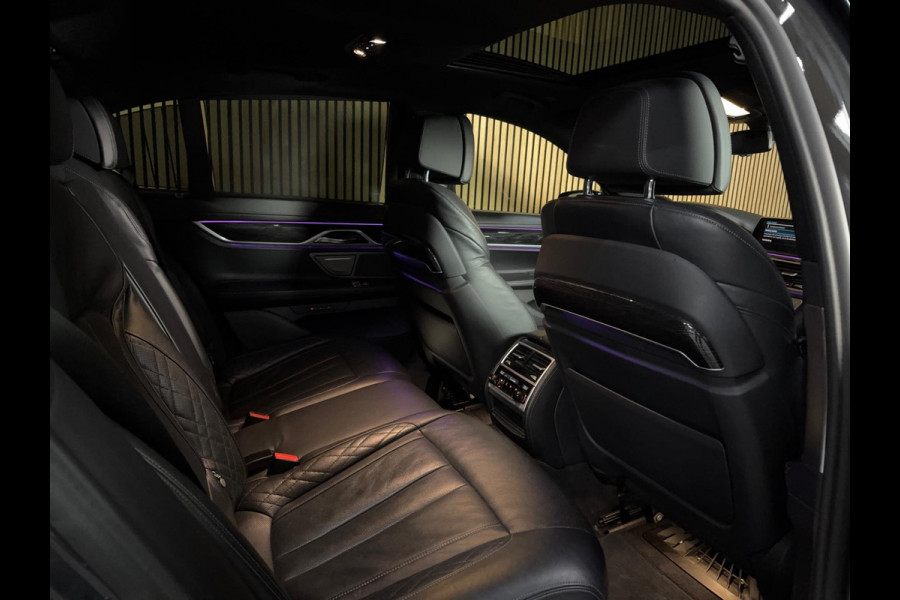 BMW 7 Serie 745e High Executive M-sport Carbon Core PANO|SOFT CLOSE|HUD|H&K|SHADOW|LASER|MASSAGE V&A|STOEL VENTILATIE