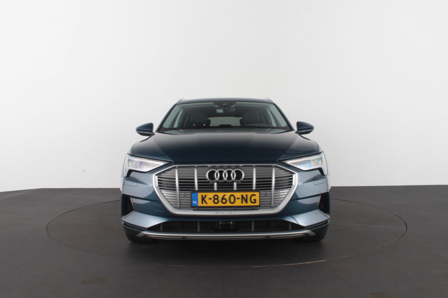 Audi e-tron 55 quattro advanced Pro Line Plus 95 kWh Leer/Memory/Trekhaak/Galaxis blauw/Adaptive Cruise Control