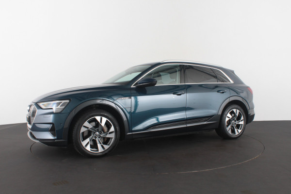 Audi e-tron 55 quattro advanced Pro Line Plus 95 kWh Leer/Memory/Trekhaak/Galaxis blauw/Adaptive Cruise Control