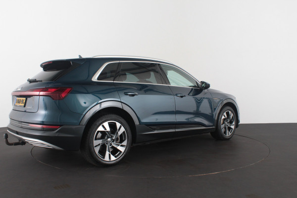 Audi e-tron 55 quattro advanced Pro Line Plus 95 kWh Leer/Memory/Trekhaak/Galaxis blauw/Adaptive Cruise Control