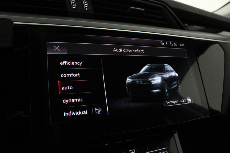 Audi e-tron 55 quattro advanced Pro Line Plus 95 kWh Leer/Memory/Trekhaak/Galaxis blauw/Adaptive Cruise Control
